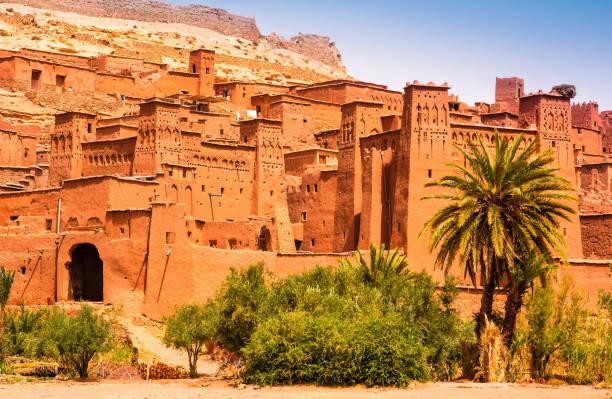 Excursion dans les montagnes de l’Atlas au Maroc avec BERCHIL PREMIUM CAR